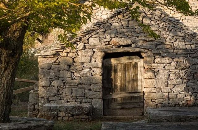 900x430_1575467820t-VillasHvar-Island_HumacArchitecture-4